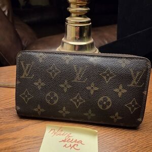 Louis Vuitton Monogram Wallet
